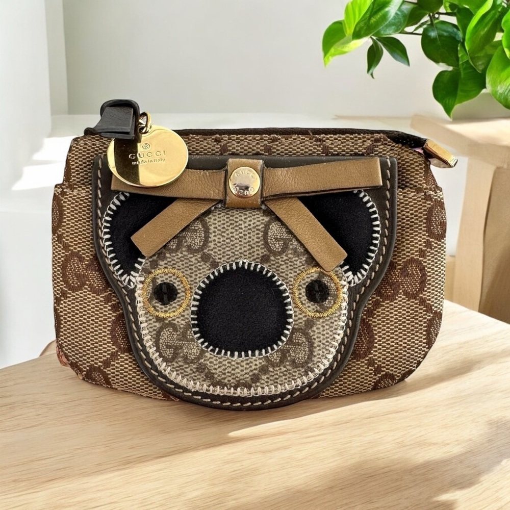 Authentic GUCCI Tan GG Monogram Canvas & Brown Leather Teddy Bear Card Holder - Picture 1 of 16